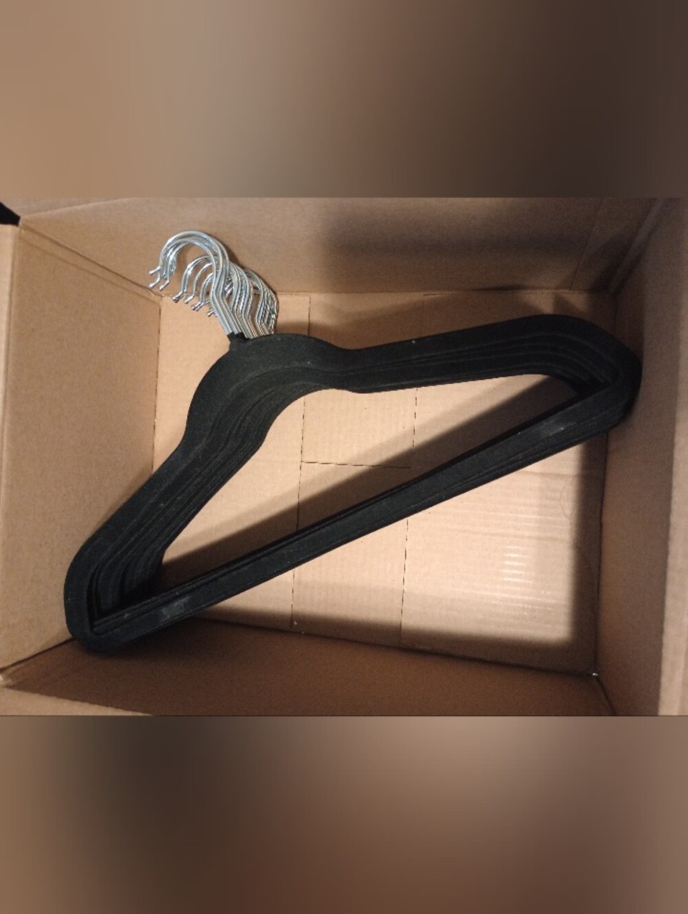 20 Black Velvet Hangers